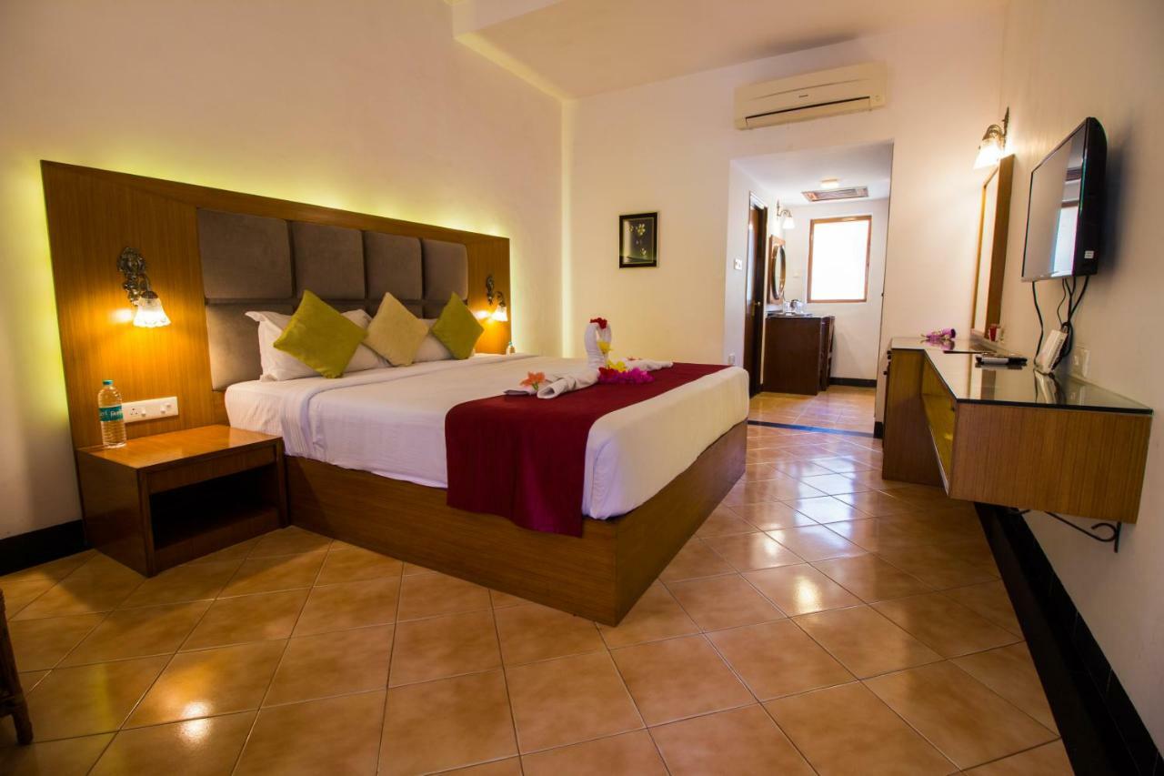 קייבלוסים Shikara Beach Resort מראה חיצוני תמונה